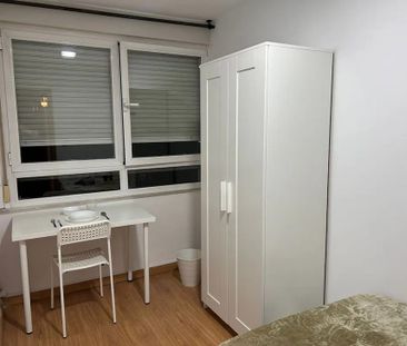 Calle de Marcelo Usera, Madrid, Community of Madrid 28026 - Photo 2