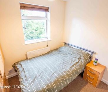 31 Sixth Avenue - Photo 5