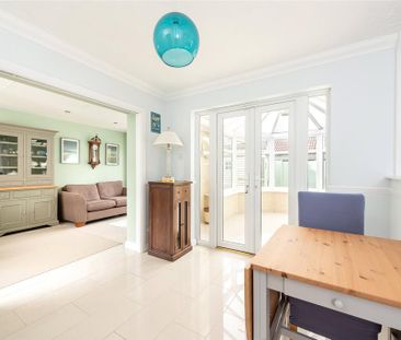 3 bedroom detached house to rent - Photo 3