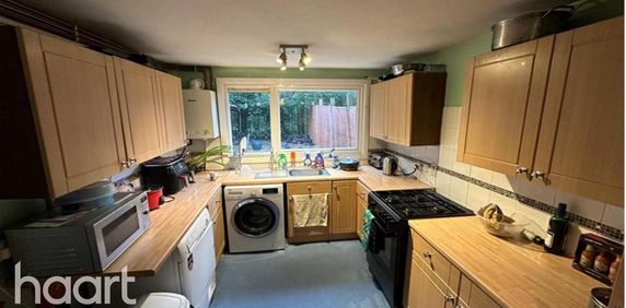 1 bedroom detached house to rent - Photo 2