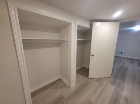 For Lease - 307 Axminster Drive Unit# Basment, Richmond Hill, Ontario - Photo 4