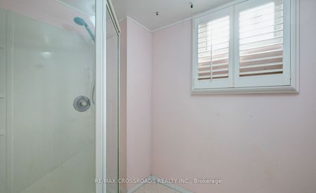 Detached Home For Lease | E7371216 - Photo 2