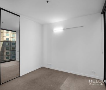 TWO BEDROOMS AT A'BECKETT TOWER - UNFURNISHED WITH WHITEGOODS - Photo 2