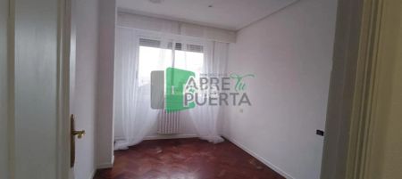 Piso en alquiler en Ourense - Foto 2