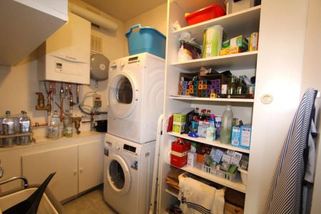 MOOI APPARTEMENT IN HET CENTRUM MET GARAGE - Photo 5