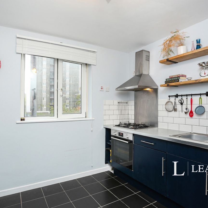 1 bedroom apartment to rent Wood Vale, London, SE23 - Photo 1