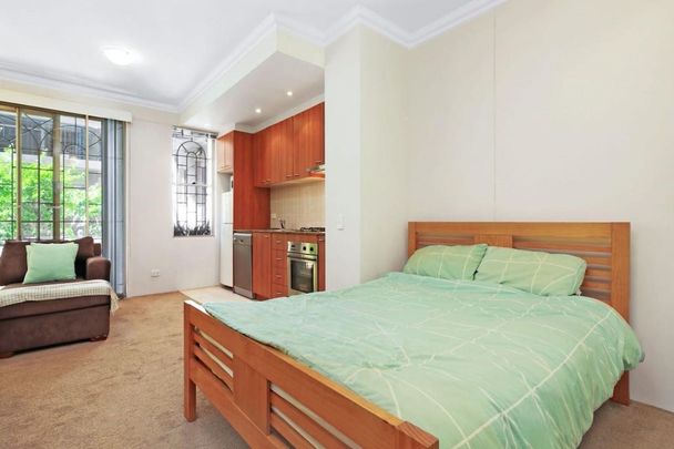 10/13 Ernest Street, Crows Nest. - Photo 1