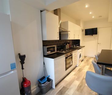 1 bed house share to rent in Every Street, Burnley, BB11 - Photo 3