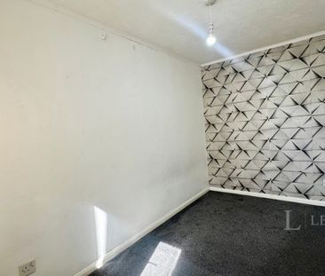 house to rent Twigden Court, Mount Pleasant Road, Luton, Bedfordshi... - Photo 6