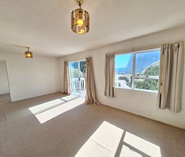 Comfortable home with nice outlook - Photo 4