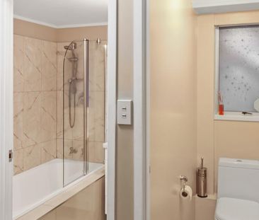 5 bedroom home! - Photo 4