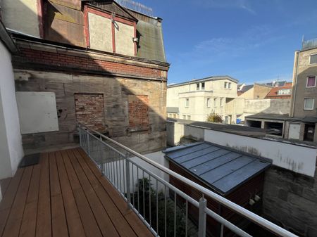 3-Zimmer-Wohnung mit Balkon im sanierten Denkmal! - Photo 4