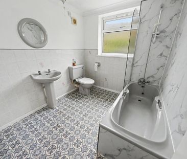 2 bedroom terraced house to rent - Photo 5