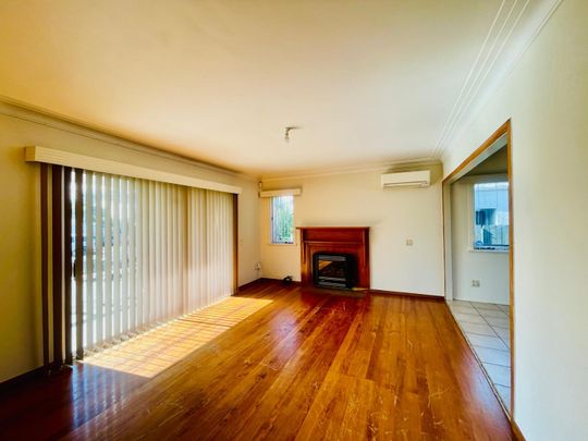 PAPATOETOE, 3 BEDROOMS - Photo 1