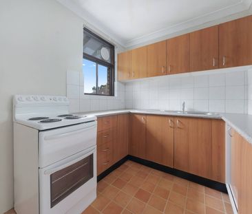 Great Location - Photo 5