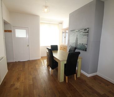 Property for rent - Photo 4