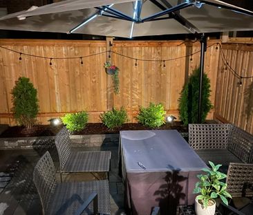 For Lease - 208 Huguenot Road, Oakville, Ontario - Photo 4