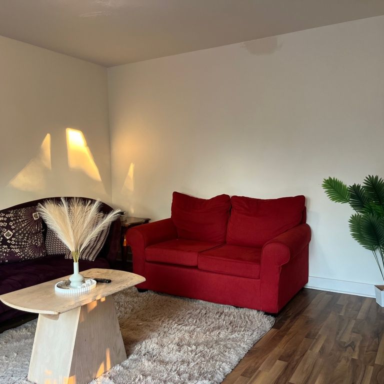 Beau Logement Proche De Tous Services - Photo 1