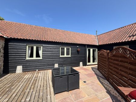 Manor Farm Road, North Walsham, Witton - Photo 3