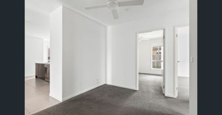 Effortless Living in the Heart of Armstrong Creek - Photo 5