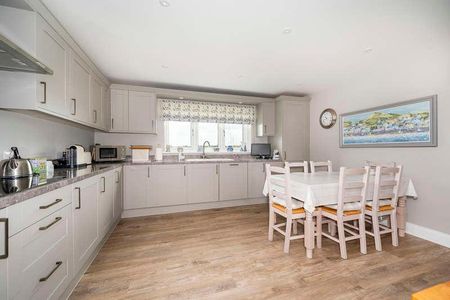 Glemsford, Sudbury, Suffolk, CO10 - Photo 5