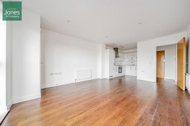 1 bedroom flat to rent - Photo 1