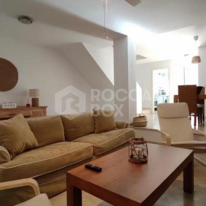 Elegant Beachfront Semi Detached House Unique Tranquil Retreat - Photo 1