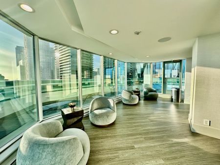 For Lease - 10 Yonge Street Unit# 907, Toronto, Ontario - Photo 3