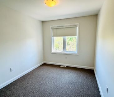 For Lease - 1169 Garner Road Unit# 23, Hamilton, Ontario - Photo 3