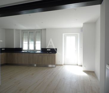 Location Maison 5 pièces 116m² JUIGNE SUR LOIRE 49610 - Photo 4