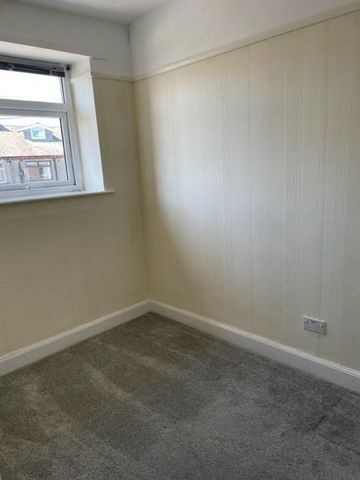 2 bedroom property to rent - Photo 2