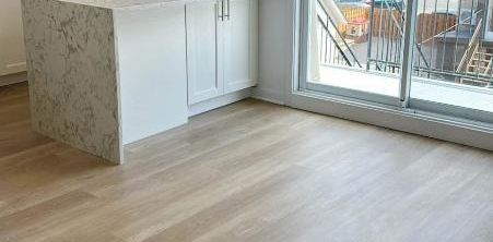 À LOUER – Spacieux et lumineux 5 ½ rénové à Longueuil - Photo 2