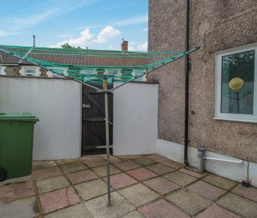 King Street, Treforest, Pontypridd - Photo 2