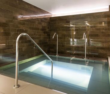 3 bedroom apartment to rent - Photo 4