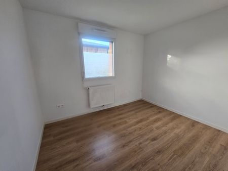 Location Appartement 3 pièces 69m² ARRAS 62000 - Photo 3