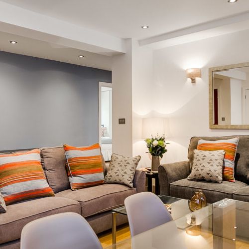 SOME BILLS INCLUDED - Contemporary Two-Bed Apartment in Chelsea, London SW3 - Photo 1