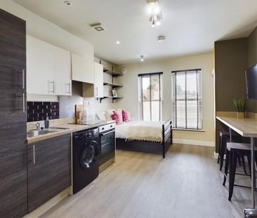 1 bedroom in a house share to rent - Photo 4