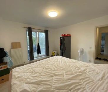 Sfeervol, gezellig en ruim appartement met 3 slaapkamers gelegen te... - Photo 3