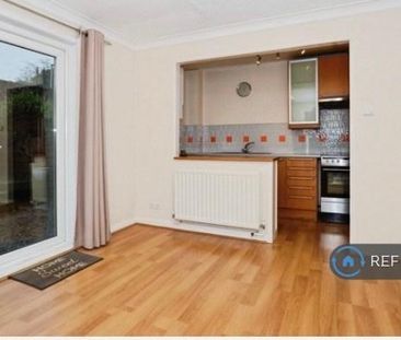 1 bedroom semi-detached house to rent - Photo 6