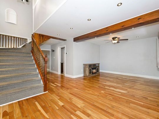 For Lease - 180 Rosslyn Avenue, Hamilton, Ontario - Photo 1