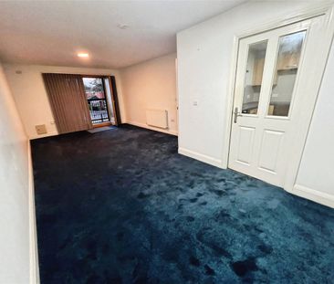 Muchall Road, Wolverhampton, West Midlands, WV4 - Photo 4