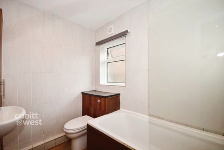 3 bedroom terraced house to rent - Photo 2