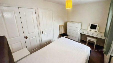 2 bedroom house to rent Leafield, Luton, Bedfordshire, LU3 - Photo 3