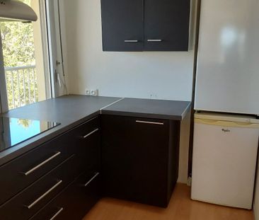 Location Appartement 3 pièces 74m² NARBONNE 11100 - Photo 5