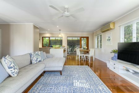BEAUTIFUL THREE BEDROOM HOME IN THE KEDRON SCHOOL CATCHMENTS!! - Photo 5