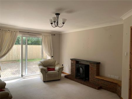 4 bedroom bungalow to rent - Photo 4