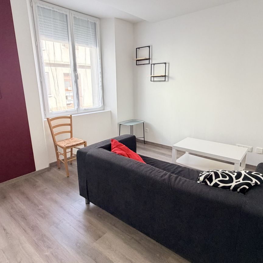 Location Appartement 2 pièces 40m² LE CREUSOT 71200 - Photo 1