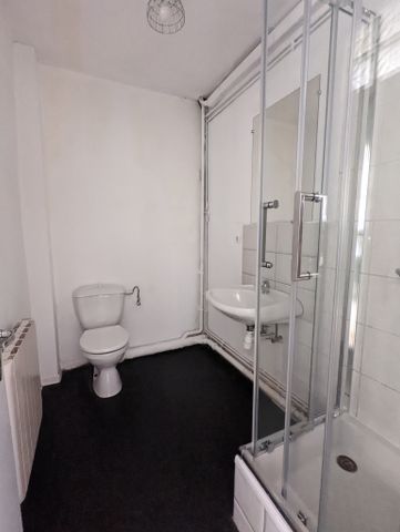 Location Appartement 3 pièces 30m² MULHOUSE 68200 - Photo 2