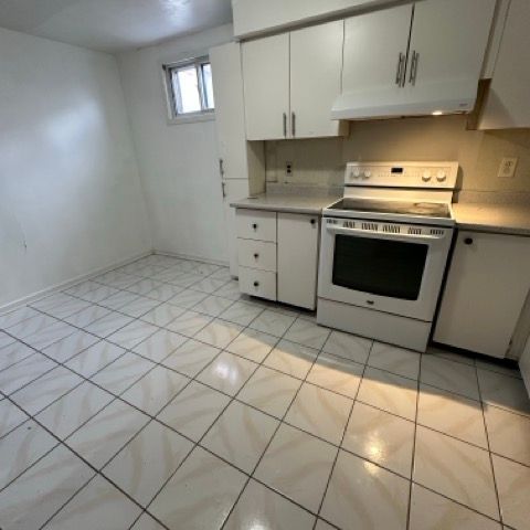 For Lease - 4129 Brandon Gate Drive Unit# BSMT 2, Mississauga, Ontario - Photo 1