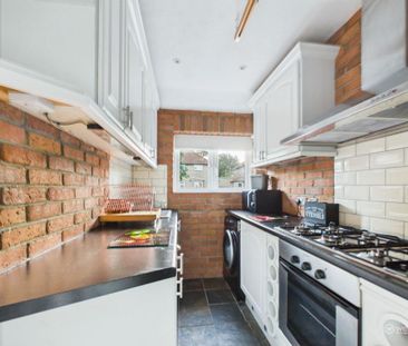 2 bedroom maisonette to rent - Photo 5